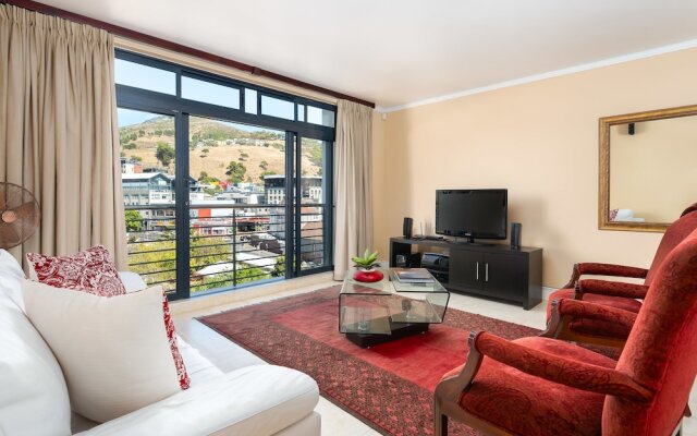 Quayside 708 - Adults Only