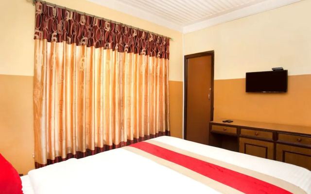 SPOT ON 383 Hotel Himalayan Ashoka
