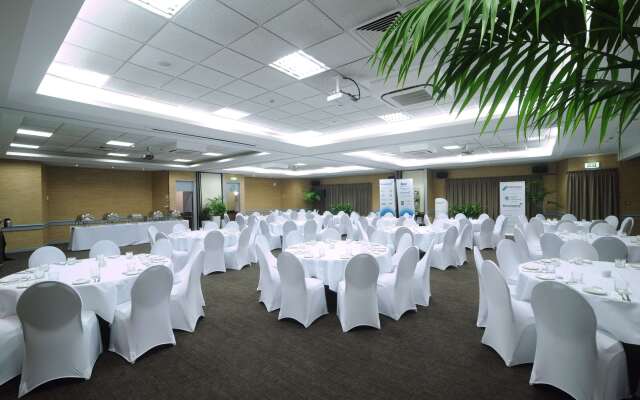 Quality Hotel Lincoln Green