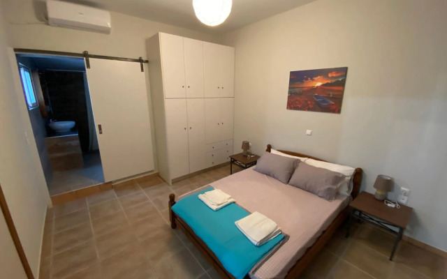 Kalamata home, Marina C