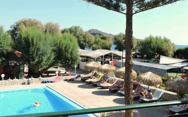 Troulakis Beach Hotel