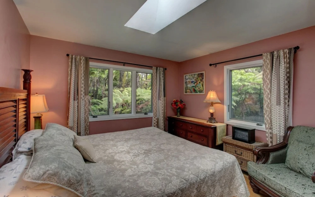 Liko Lehua 2 Bedroom Home by Redawning - Cottages_and_Houses in Volcano - Photo 5