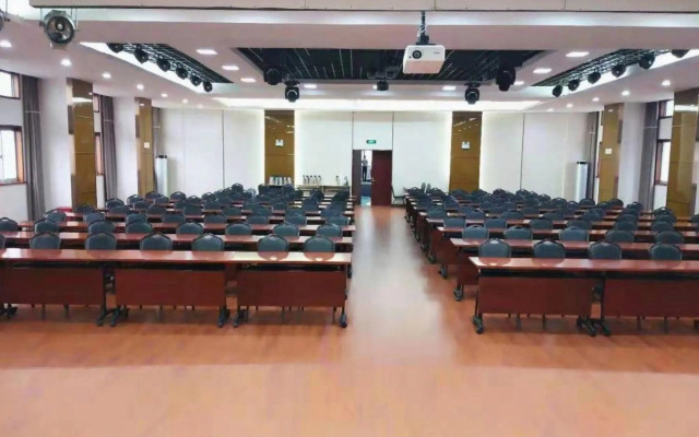 ITowns Hotel Tianyuan Branch