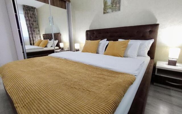 Simona Apartament Palas Mall 1