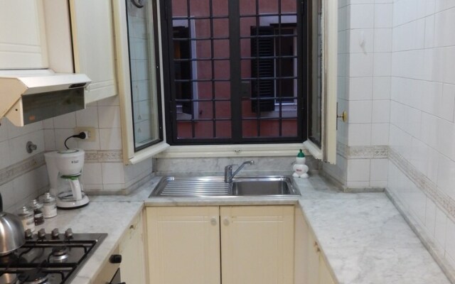 Holiday Rome Apartments - Colosseo