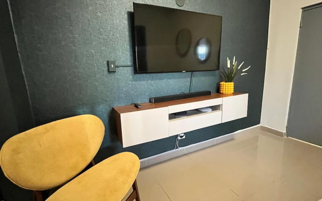 Kb 123 3bd2ba Pool Walk to OceanPark