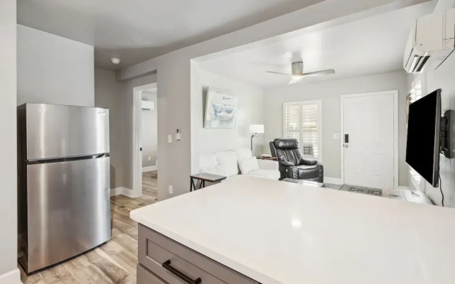 Beach 5 Villas - Immaculate 300 steps from the Ocean