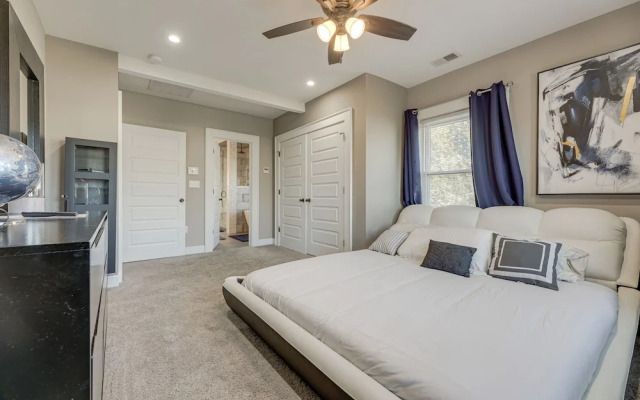 Charming Cincinnati Home w/ Spacious Deck!