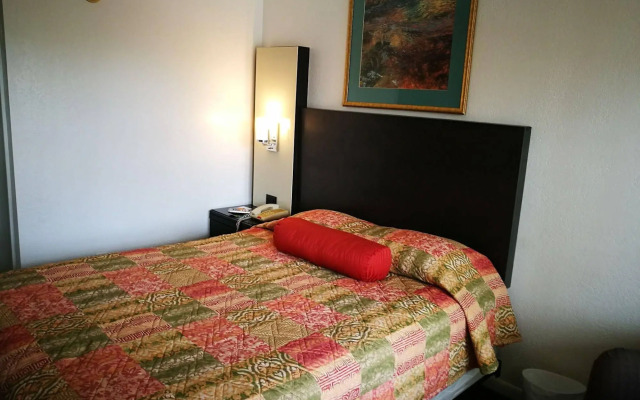Merida Inn and Suites