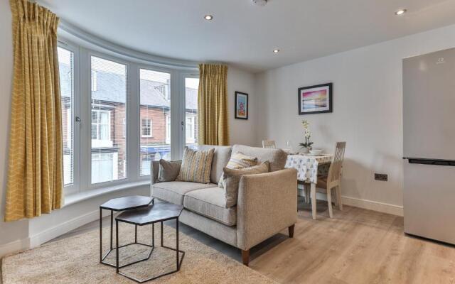 13 Belle House - Apartment 2