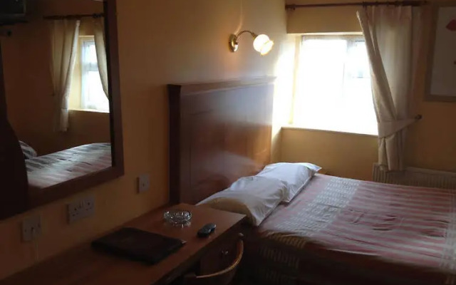 Countrywide Inns - Brannigans Glendine Inn