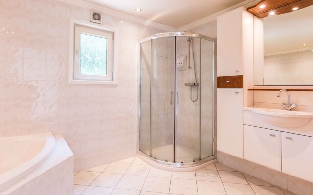 Comfortable Holiday Home on De Veluwe