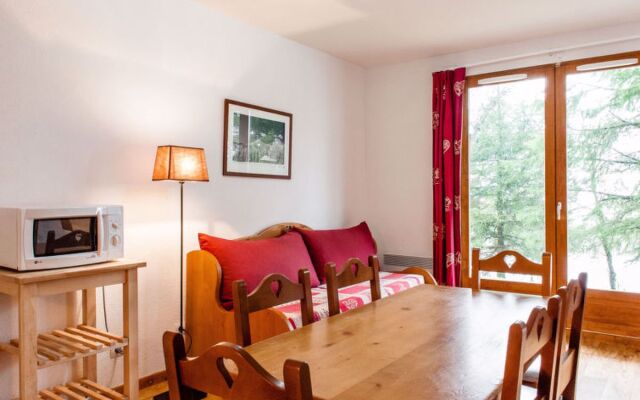 Le Bois de la Reine 32544