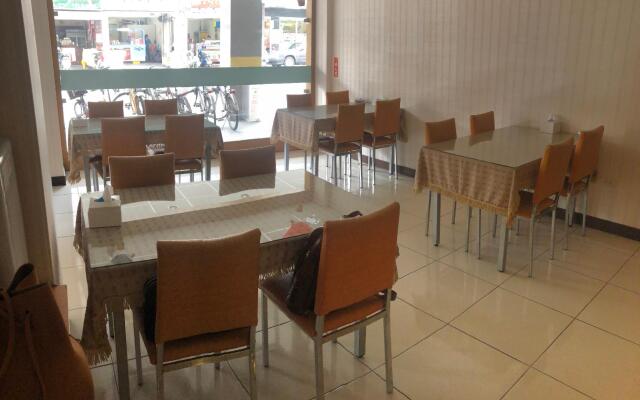 Ying Lun Hotel