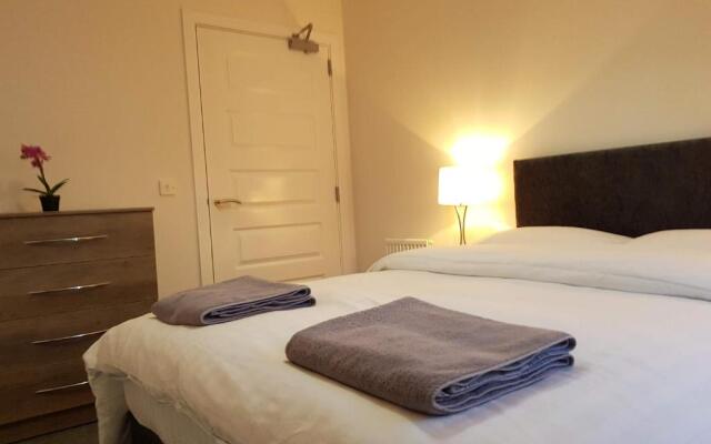 9 Royal View Apartment