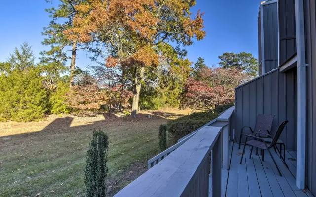 Modern Townhome w/ Deck & Golf Course Views!
