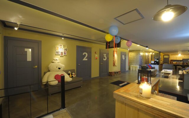 Panda Guesthouse - Hostel