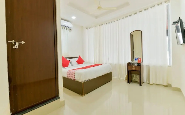 OYO 14866 Home Elegant Stay Kochi Airport