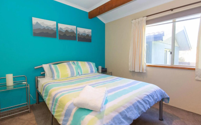 Charvel 1 35 Gippsland Street