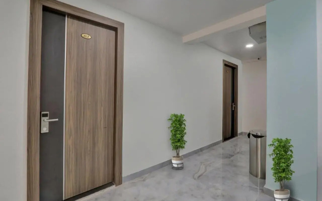 Oyo Flagship 70327 Hotel Manu Grand