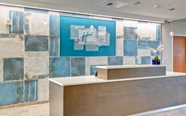 Holiday Inn Express Newport Beach by IHG