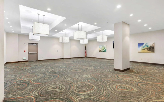 Embassy Suites By Hilton Oahu Kapolei