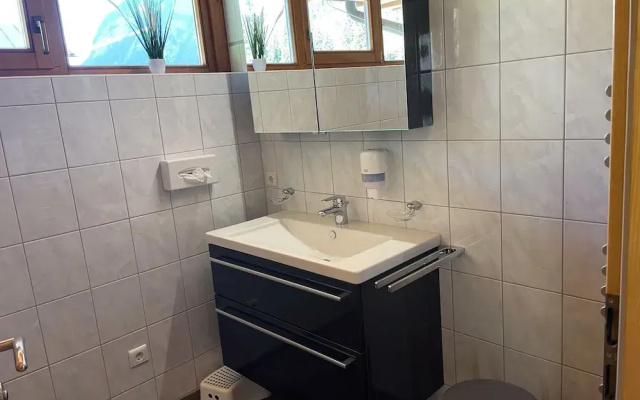 Chalet Leutasch With Ski Trail & Mountain Views