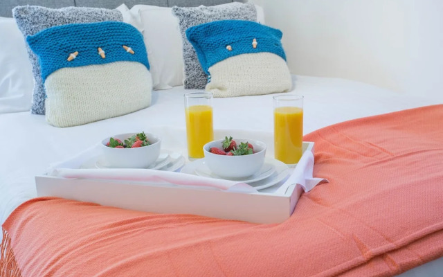 Snug with Views of the Chilterns