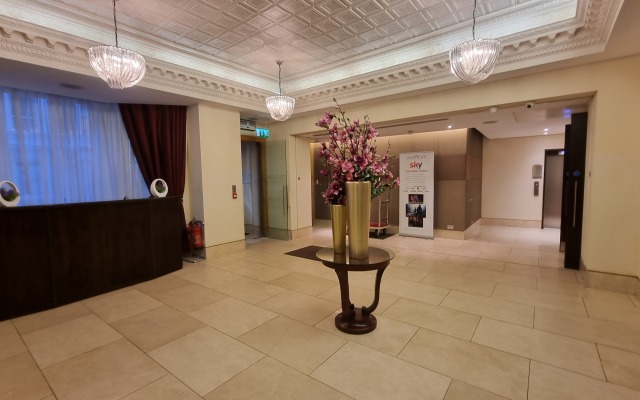The Park City Grand Plaza Kensington