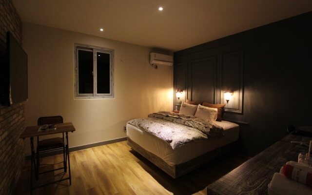 Brown Hotel