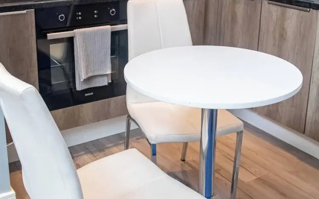 Peaceful Cozy Retreat in Sheffield