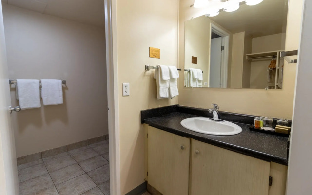 BCMInns Fort McMurray