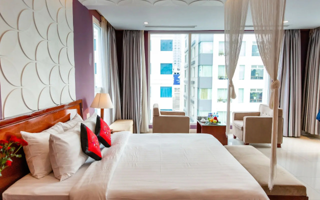 White Lotus Hotel Saigon
