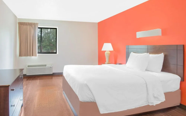 Travelodge Cleveland Willoughby