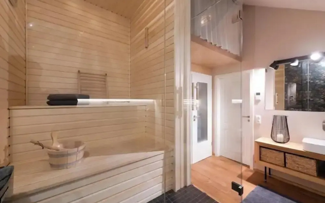 Architektenwohnung mit Privatsauna