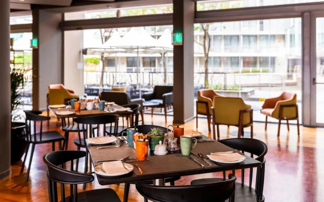 aha Harbour Bridge Hotel & Suites