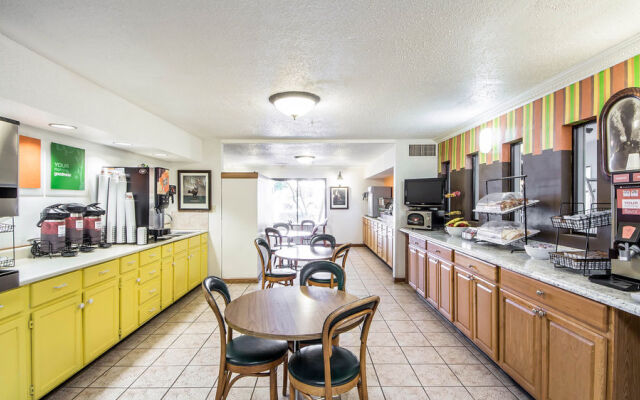 Western Inn and Suites