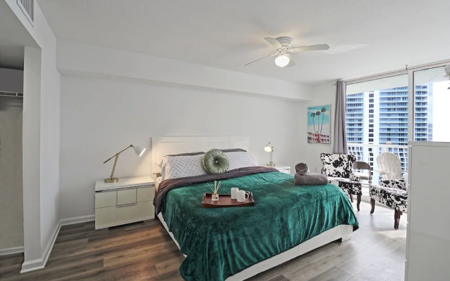 OneLuxStay in the Heart of Brickell