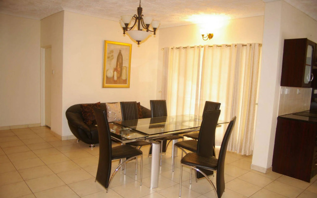Khanondo Guest House