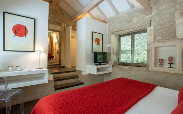 Hotel Château Des Alpilles