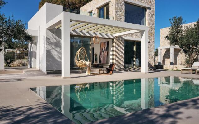 Oceanids Luxury Villas, By ThinkVilla