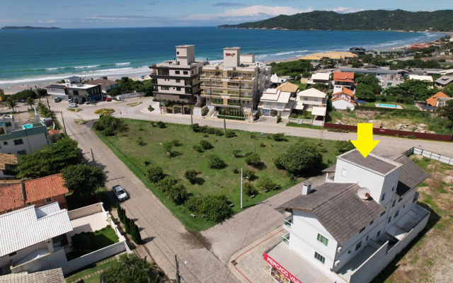 Aprecie Mariscal Nesta Hospedagem a 150 M do Mar - V4