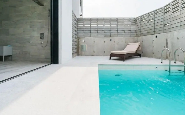 Badam pool villa