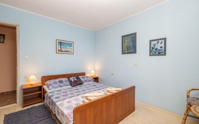 Stunning Home in Jadranovo With Wifi and 5 Bedrooms