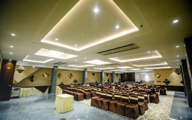 HOTEL TEN SQUARE - 5 Minutes from The Taj Mahal