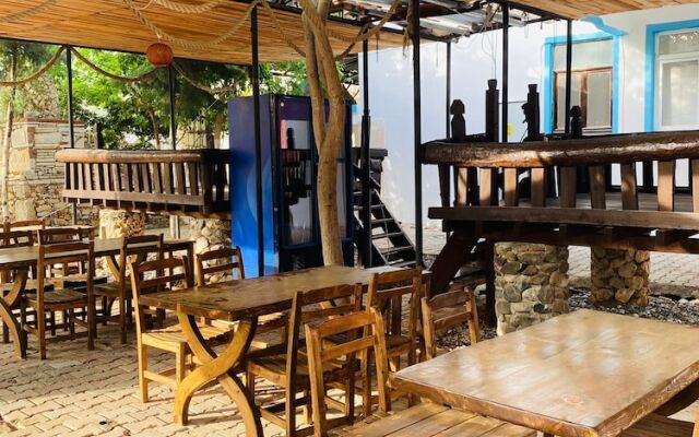 Noel Bungalov Cafe