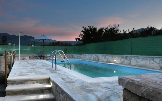 Lovely Holiday Home in Kalamitsi Alexandrou