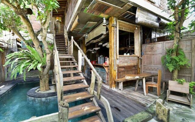 RedDoorz near Jimbaran Beach
