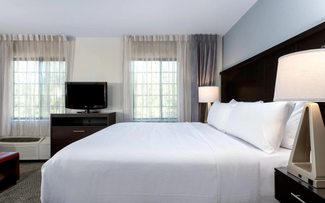 Staybridge Suites Chantilly - Dulles Airport by IHG