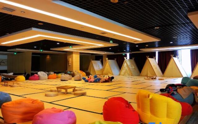 Jiangnanchun Hot Spring Resort Hotel